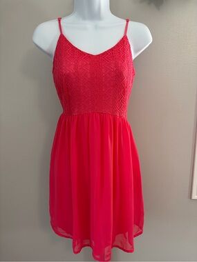 Vintage BONGO Bright Pink Lace-Trim V-Neck Tunic